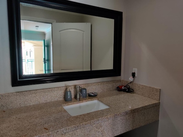 LYFE INN & SUITES by AGA - LAX Airport image 25